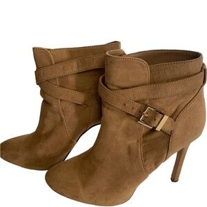 𝅺FOREVER 21 Slip-on Heels, 7